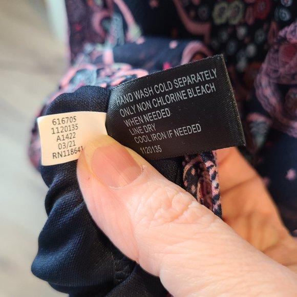 Lane Bryant Navy Floral Paisley Square Neck Blouse NWOT Size 20 - Picture 8 of 8